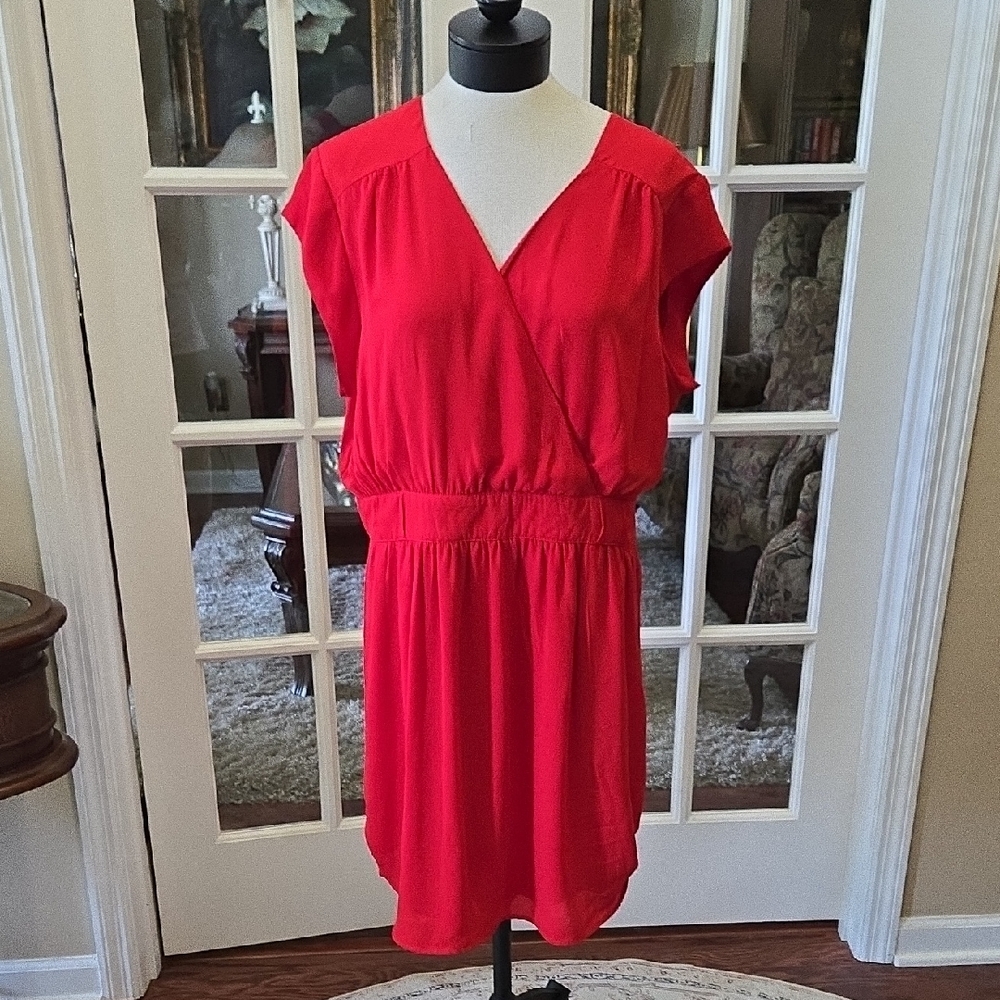 DR2 Bold Red V-Neck Dress Cap Sleeve Fully Lined Side Zip Button Tab Hem XL NEW